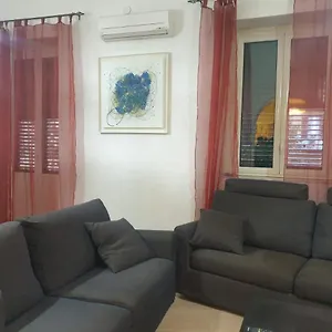 https://a-casa-tua-palermo.sicilyhotelsitaly.net